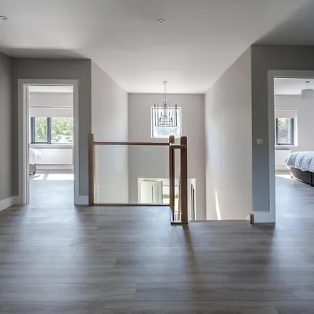Large Detached In The Heart Of To Sleep 14 People Casa vacanze Sneem